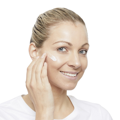 Boots No7 Total Renewal Micro-Dermabrasion Exfoliator,2.5 Fl. Oz(75 ml)